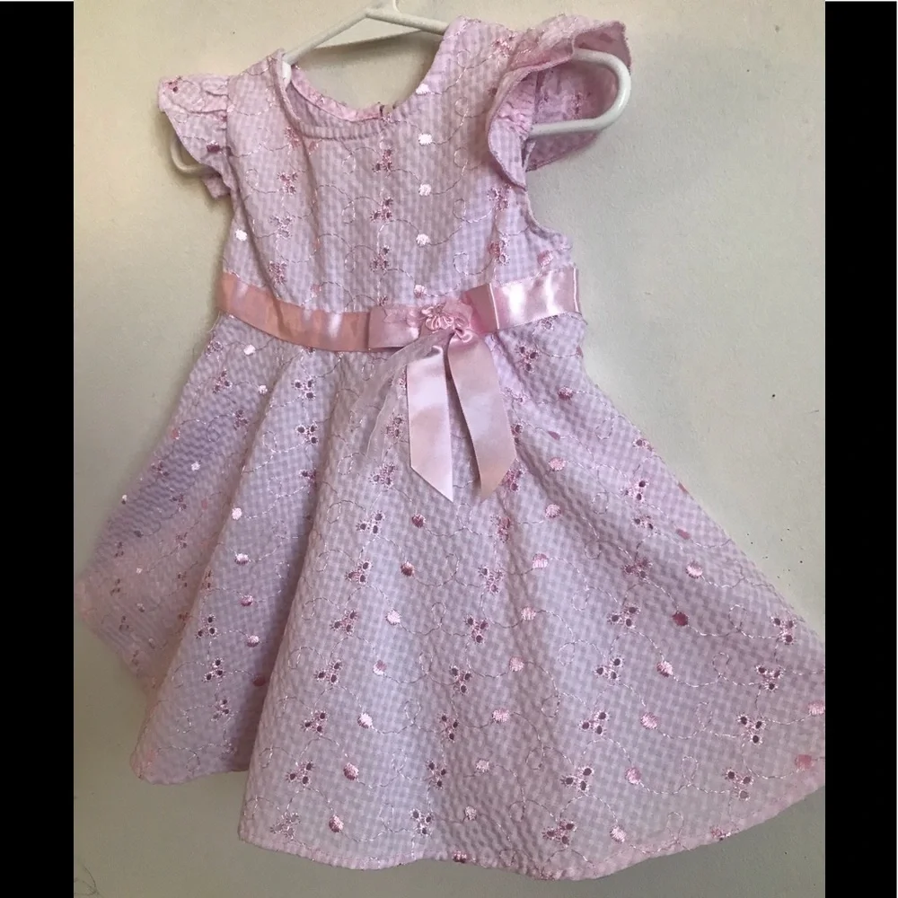 Rare Vintage 1980’s Pink Eyelet Bow Ruffle Dress